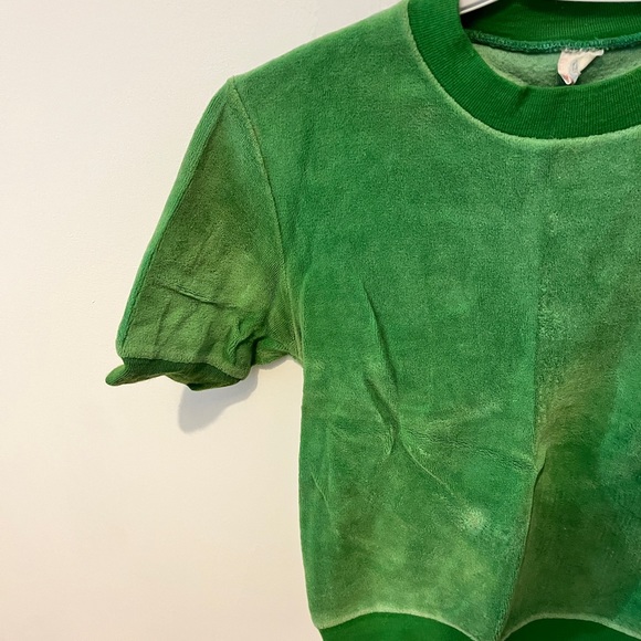 velvet green t-shirt - Picture 2 of 2